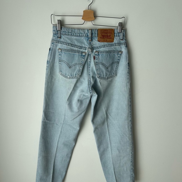 Vintage Levis 550 Light Wash relax fit Jeans Made in Canada - Picture 11 of 16
